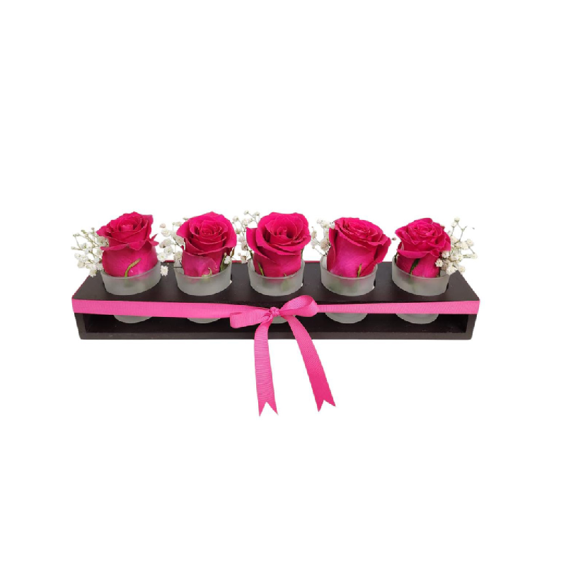 Arreglo de 5 Rosas